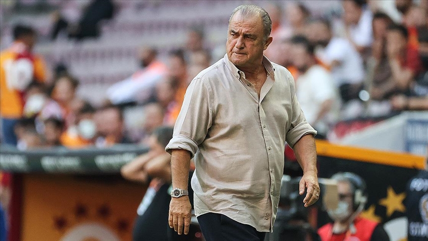 Fatih terim'in maçta hararetli görüntüsü